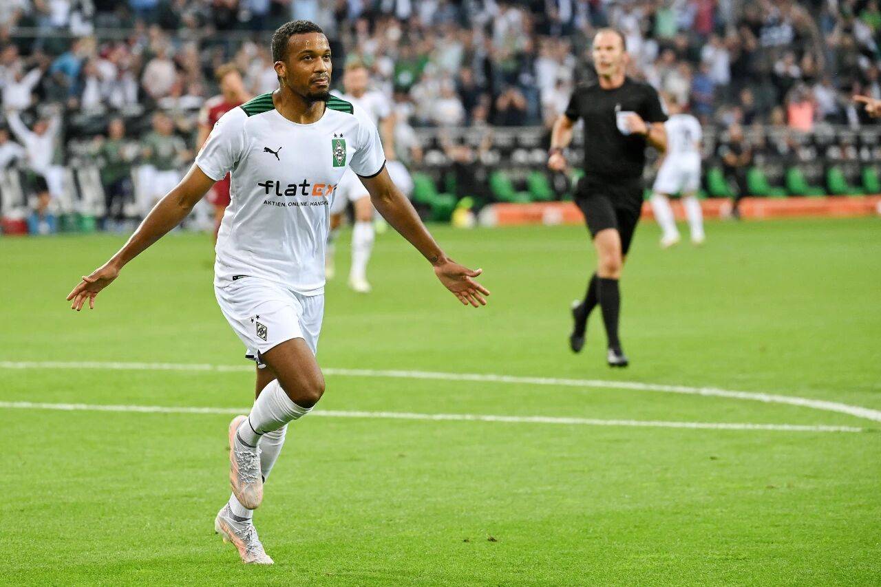 关于全明星赛国际比赛日再迎强敌;门兴格拉德巴赫更衣室发声;主帅态度:压力陡增;身体对抗强度拉满的信息 关于全明星赛国际比赛日再迎强敌;门兴格拉德巴赫更衣室发声;主帅态度:压力陡增;身体对抗强度拉满的信息